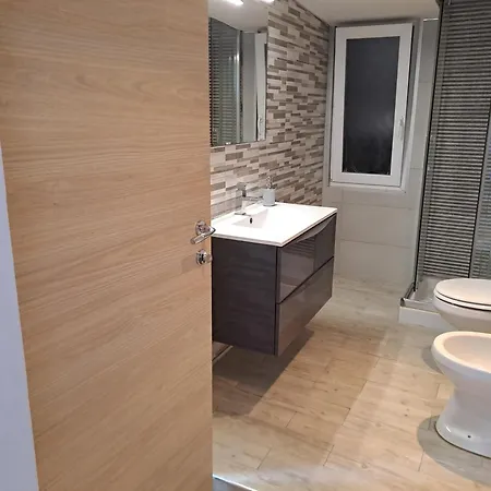 House Il Quadrifoglio Airport Fontanarossa Nocleg ze śniadaniem *
